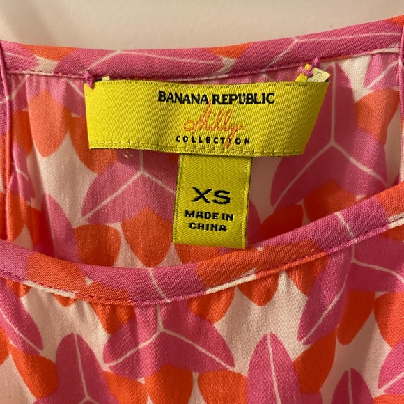 Banana Republic Tank Top - Picture 4 of 4